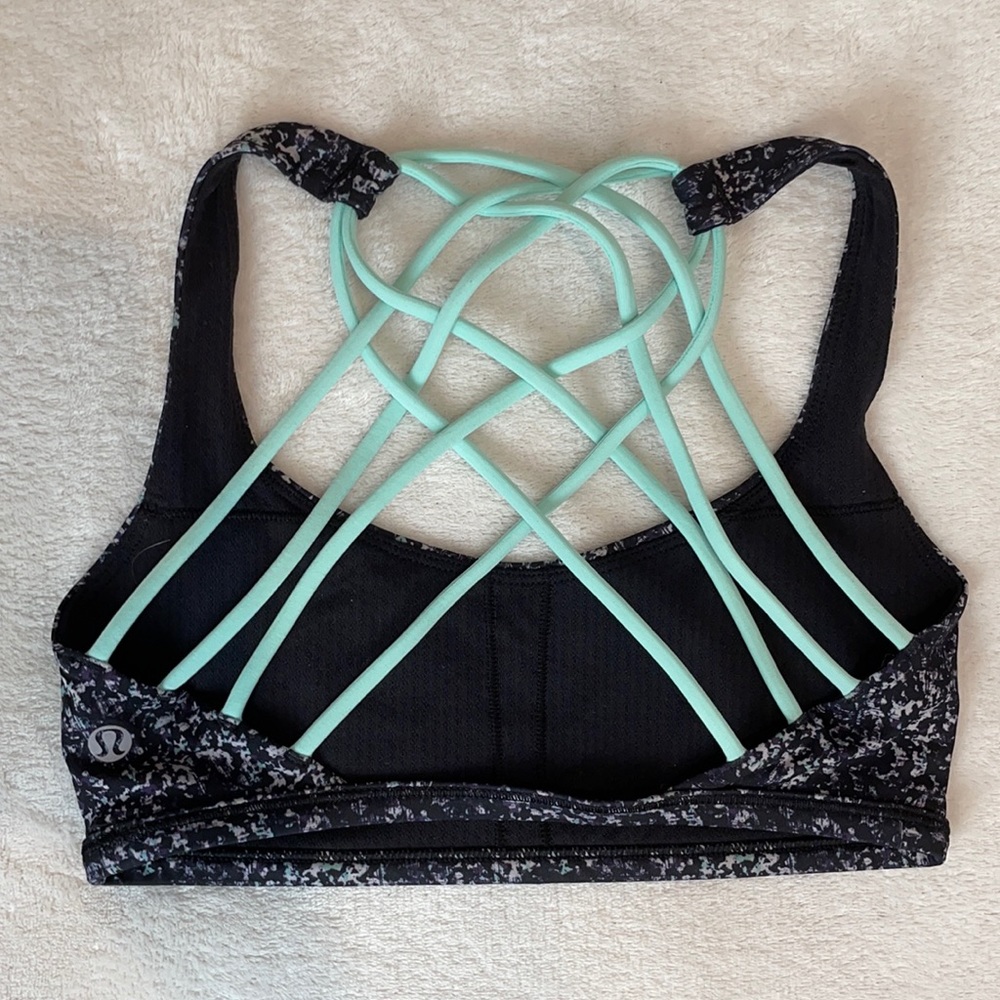 Lululemon sports bra size: 2, New
